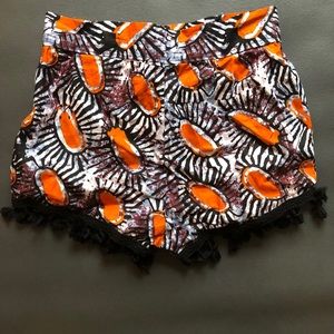 High waist shorts with colorful print